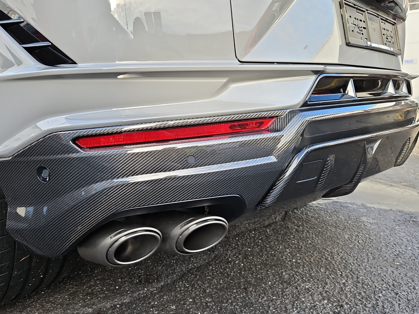 LAMBORGHINI Urus Performante E-Gear-image-13