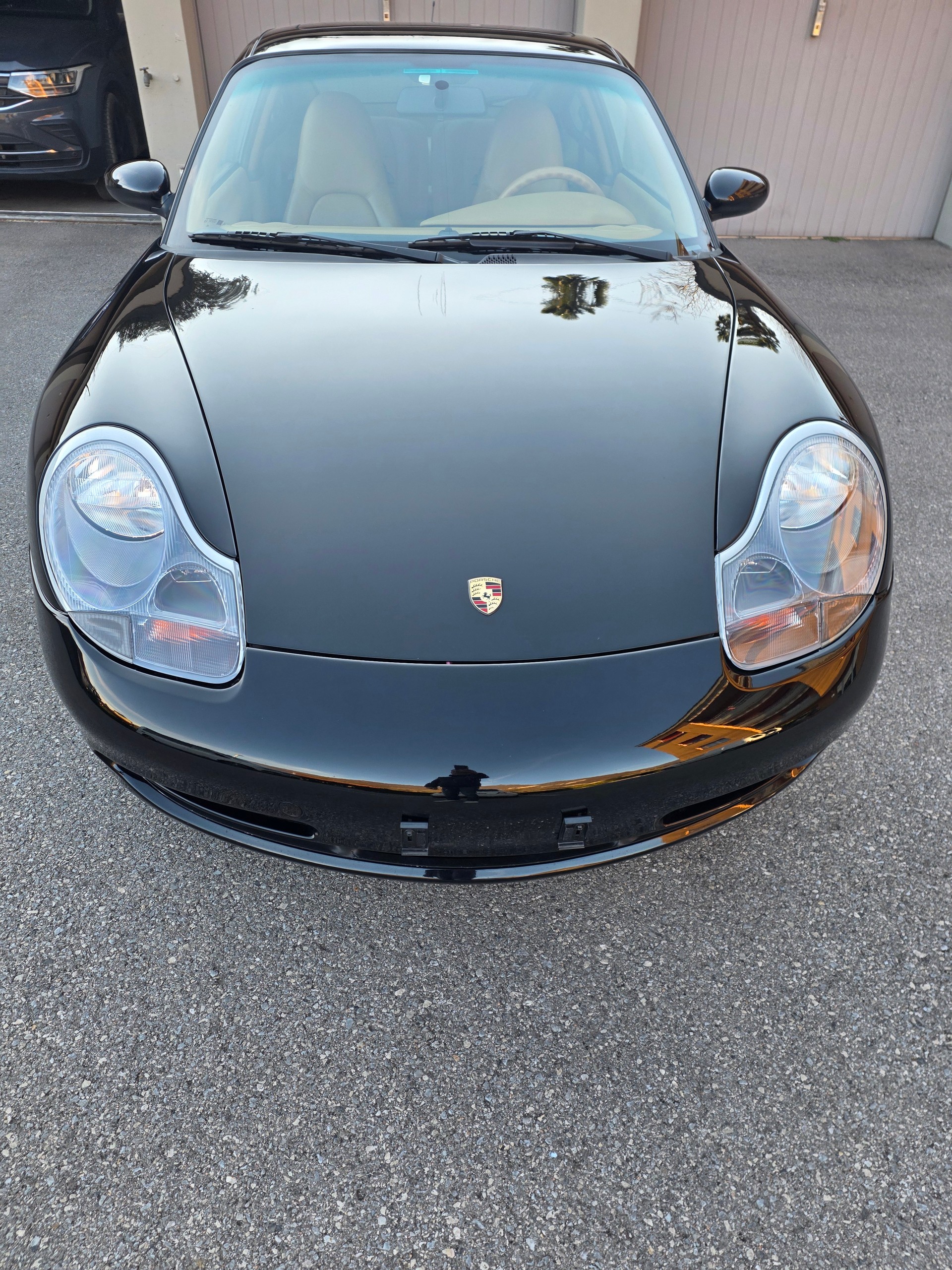 PORSCHE 911 Carrera 4-image-1
