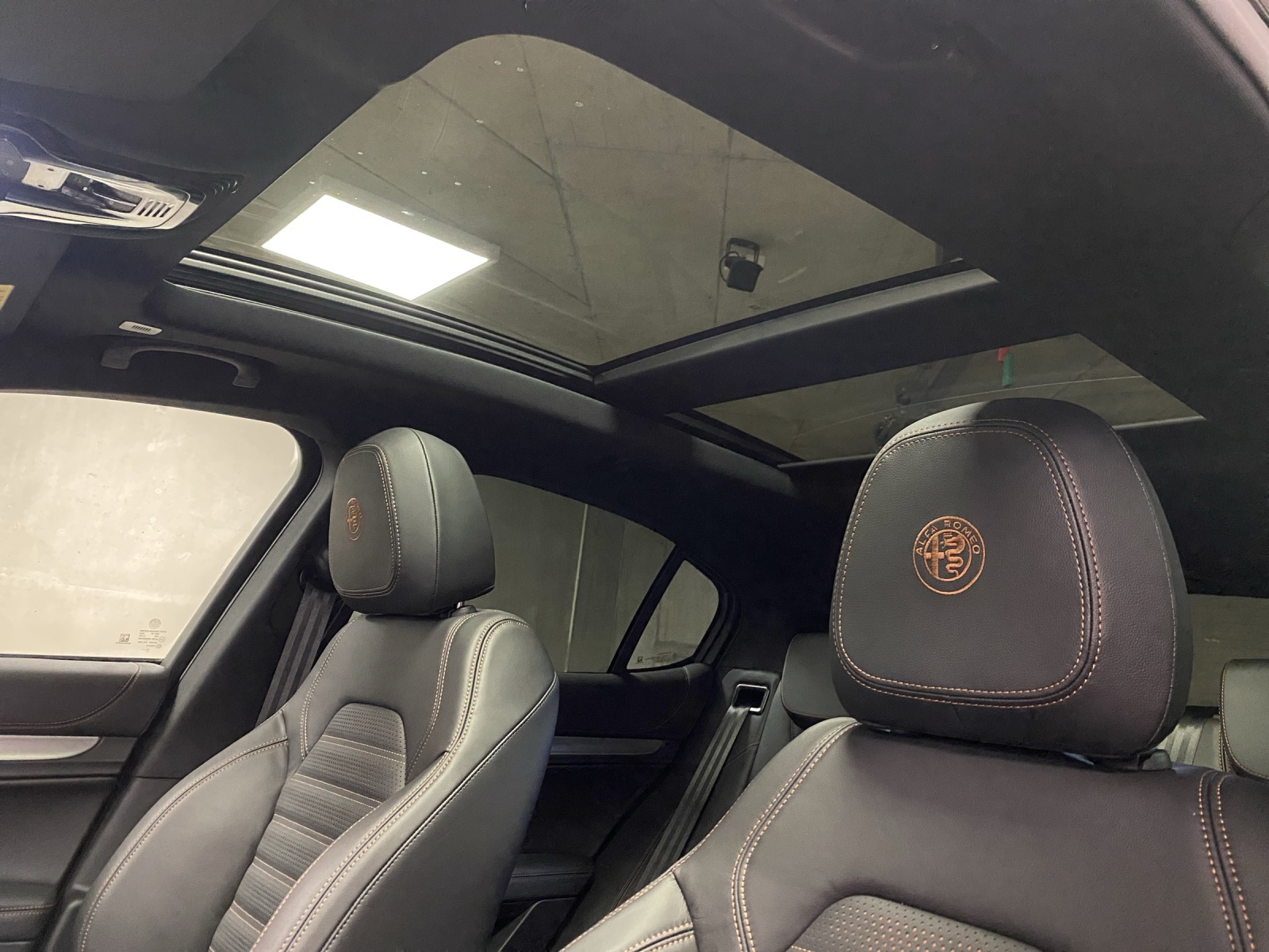ALFA ROMEO STELVIO 2.0 Q4 280 Intensa-image-11