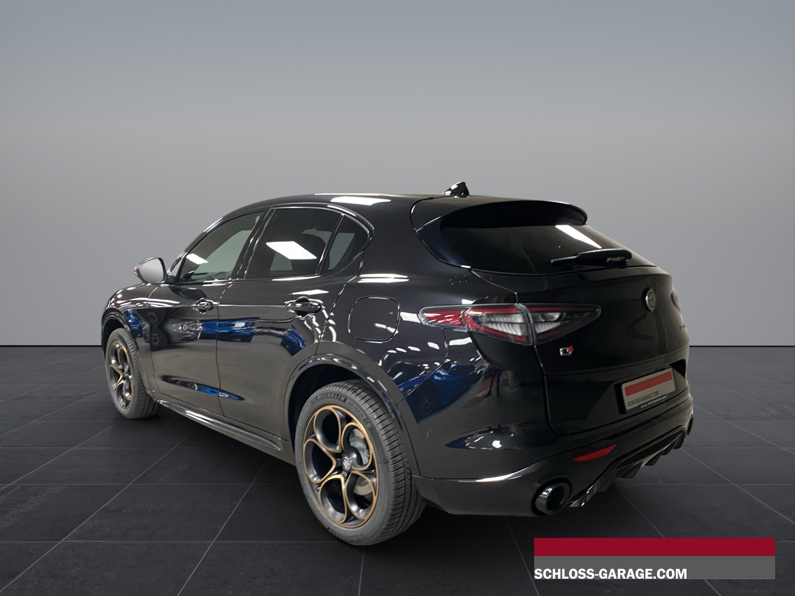 ALFA ROMEO STELVIO 2.0 Q4 280 Intensa-showroom-element-2