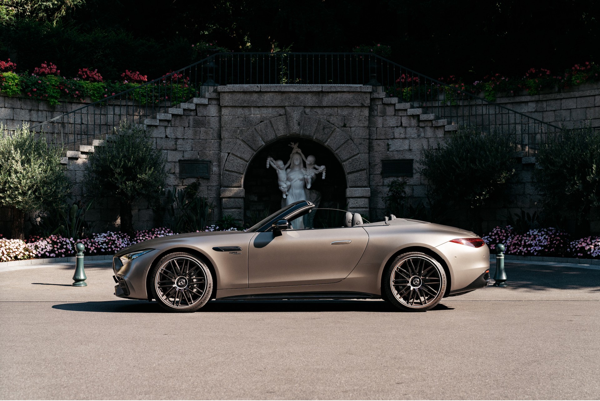 MERCEDES-BENZ AMG SL 43 Speedshift MCT-image-1