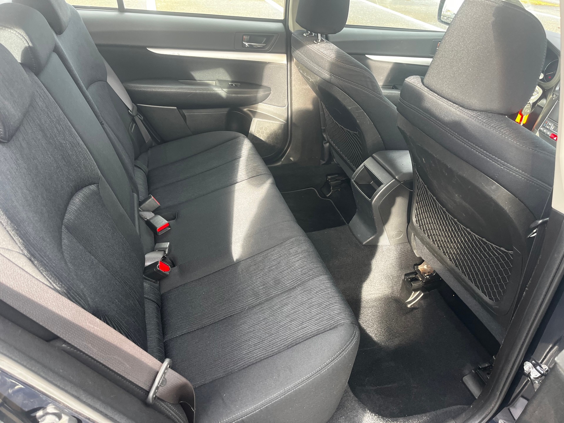 SUBARU Legacy 2.0D Swiss AWD-image-9