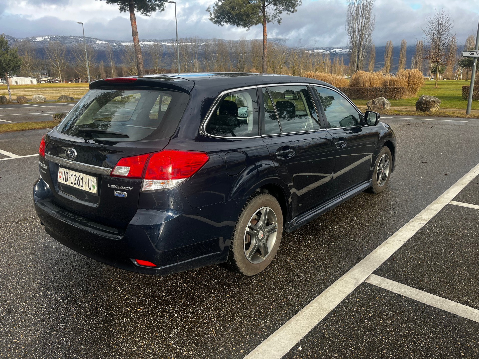 SUBARU Legacy 2.0D Swiss AWD-image-4