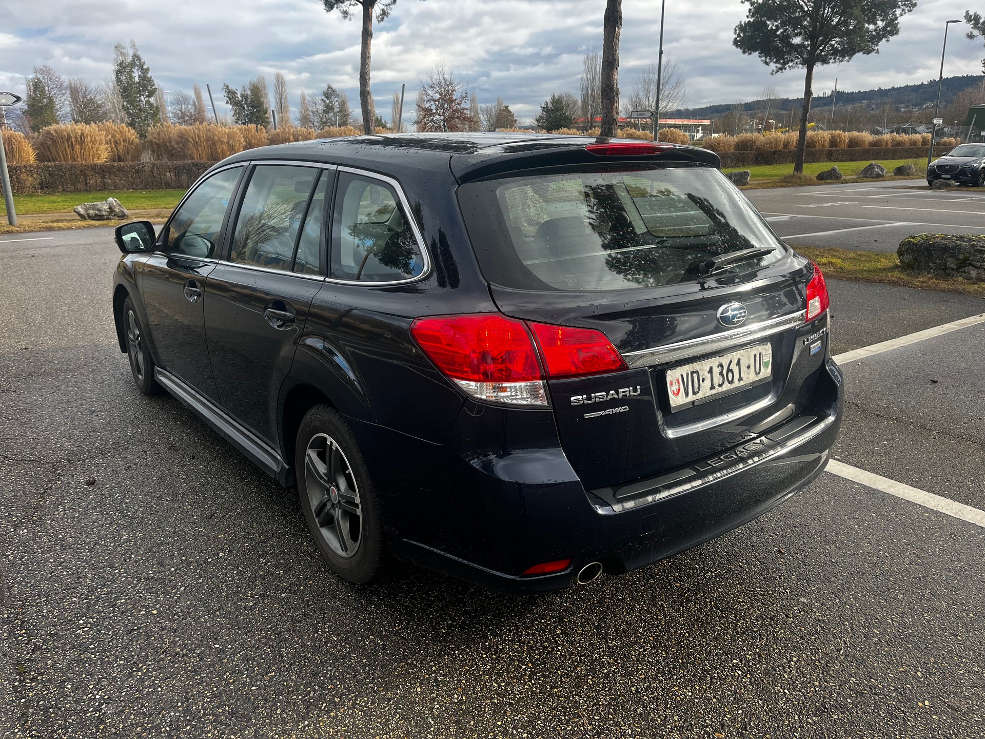 SUBARU Legacy 2.0D Swiss AWD-image-3
