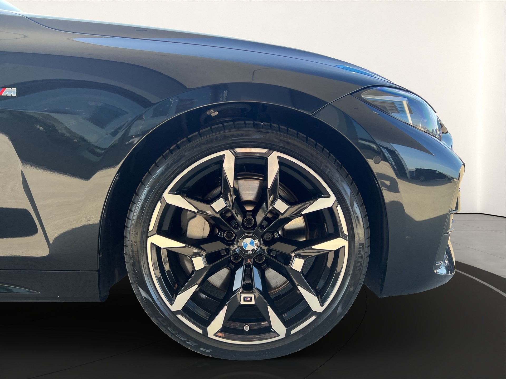 BMW 430i xDr Cabrio M Sport-image-6