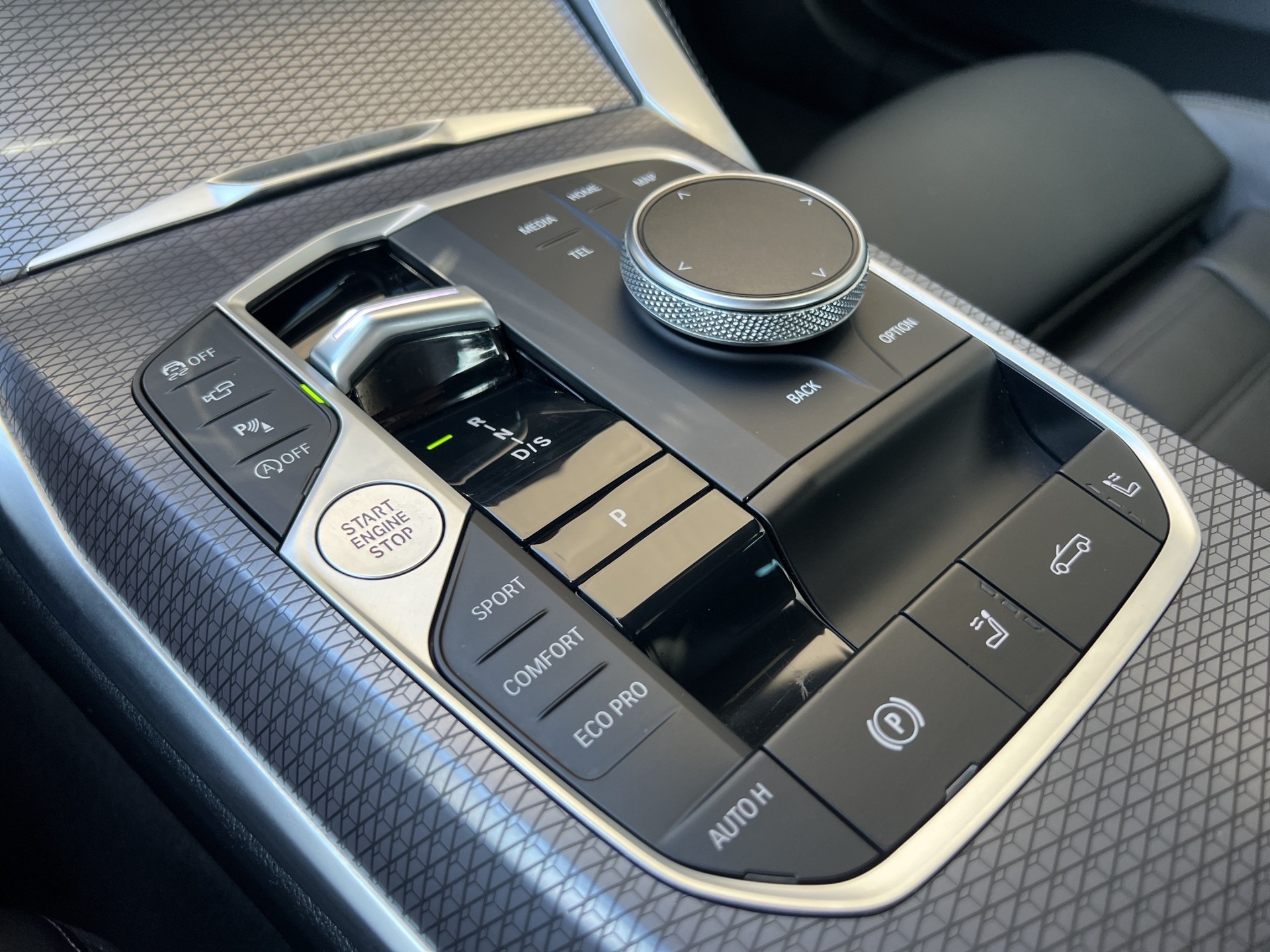 BMW 430i xDr Cabrio M Sport-image-15