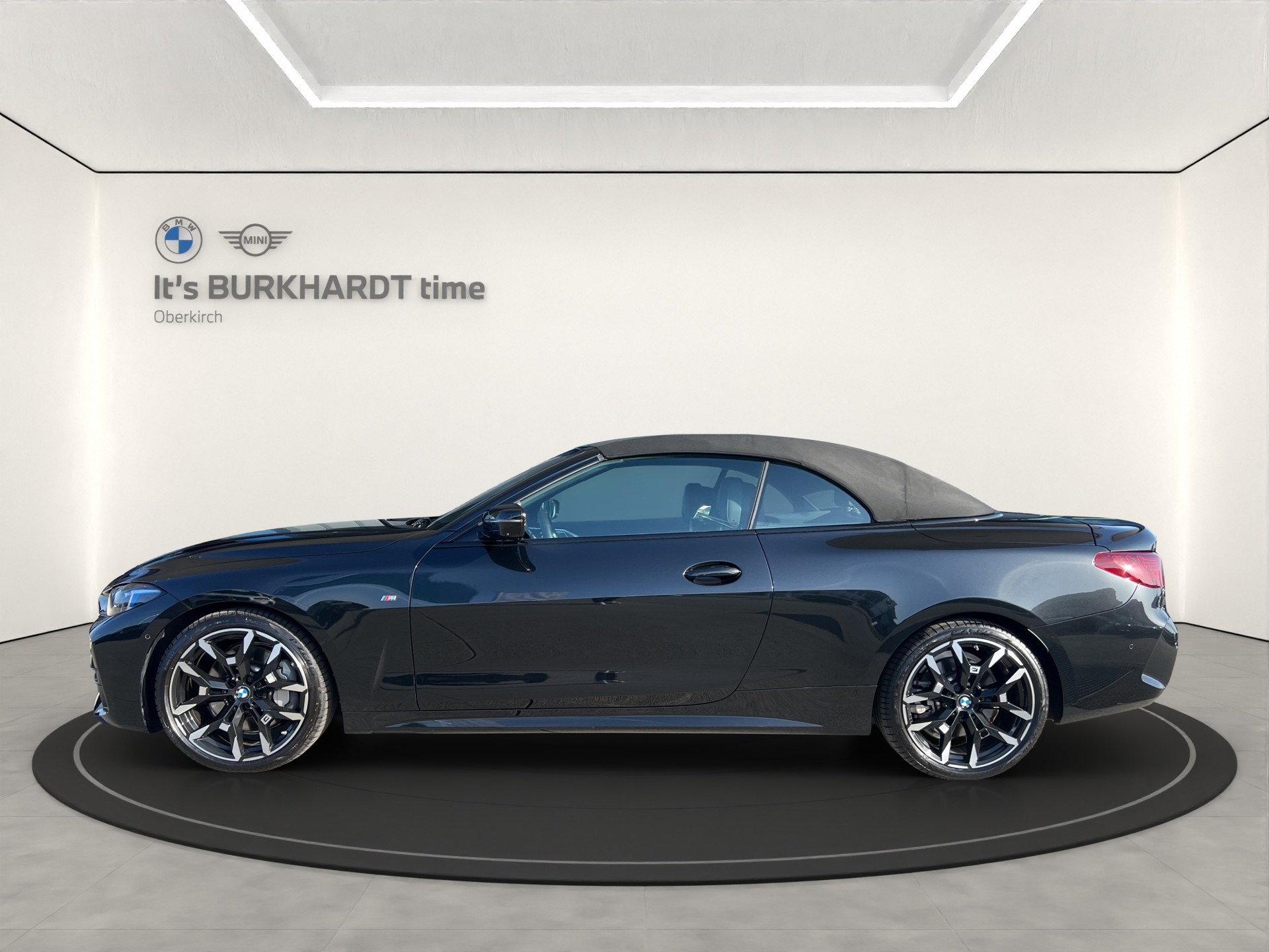 BMW 430i xDr Cabrio M Sport-image-1