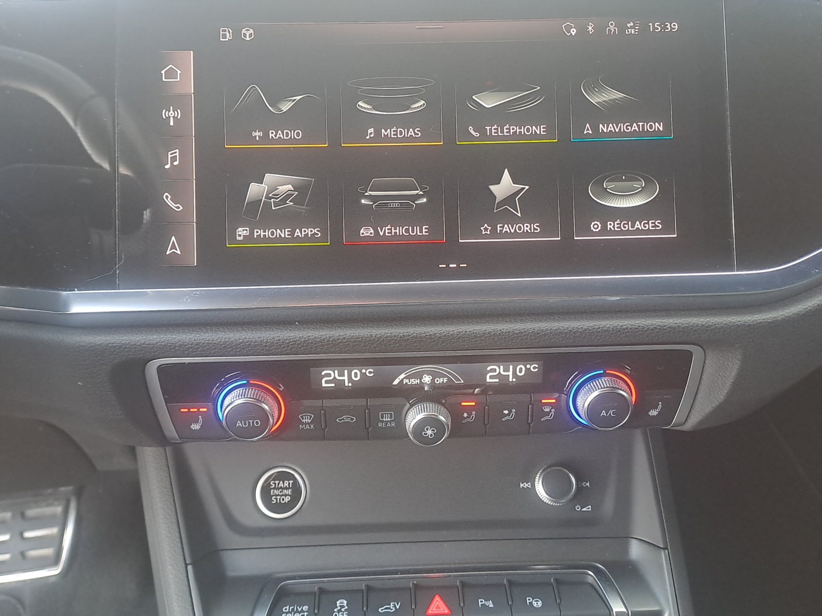 AUDI Q3 45 TFSI e S line Attraction S-tronic-image-11