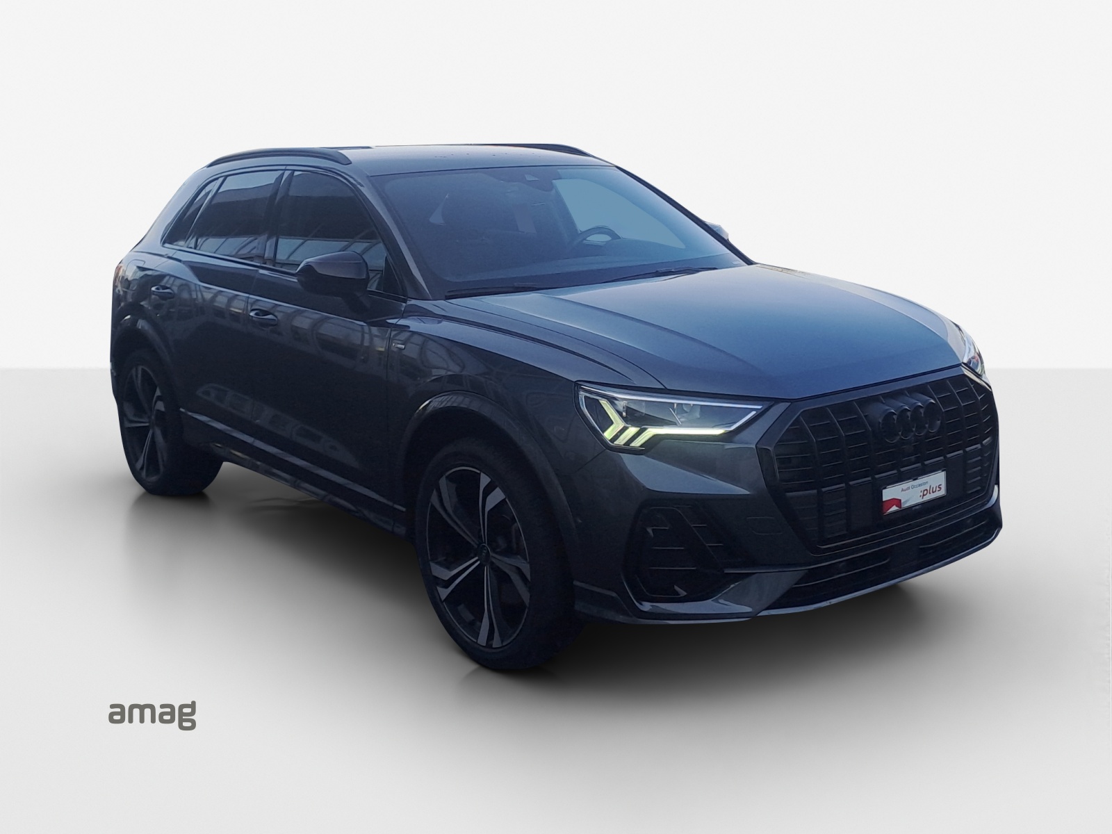 AUDI Q3 45 TFSI e S line Attraction S-tronic-image-6