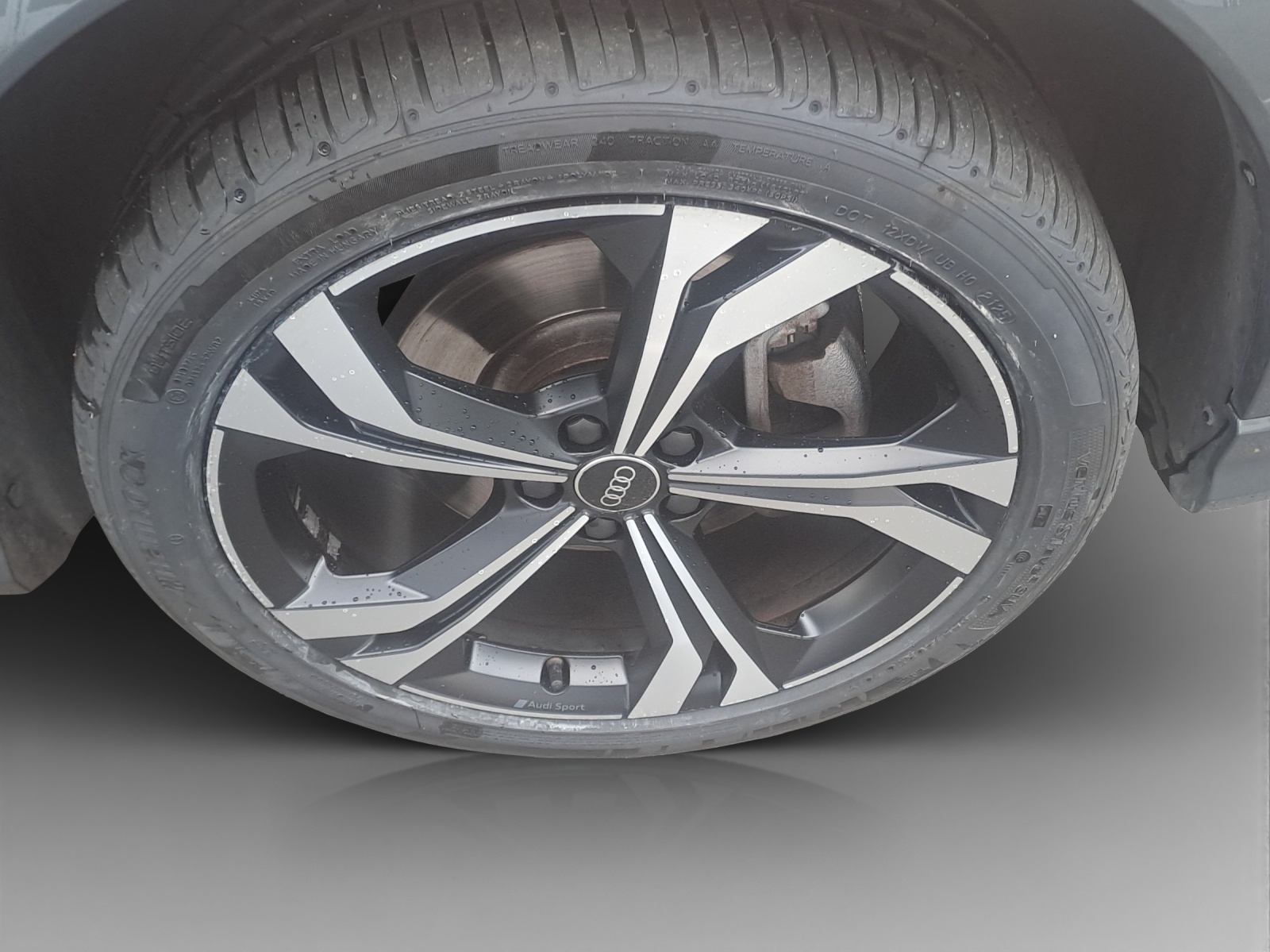 AUDI Q3 45 TFSI e S line Attraction S-tronic-image-15