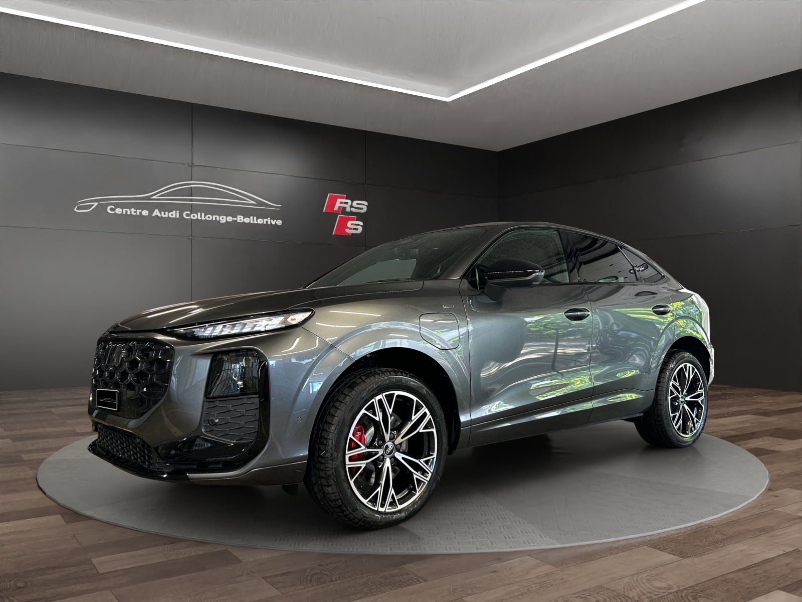 AUDI Q3 Sportback e-hybrid 200 kW S tronig-image-0