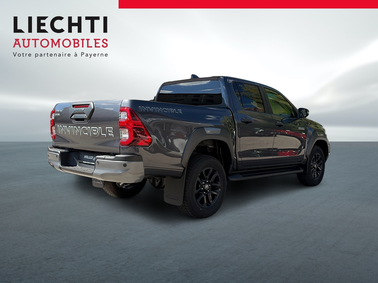 TOYOTA Hilux 2.8d MHEV Invincible Double Cab 4x4-image-3