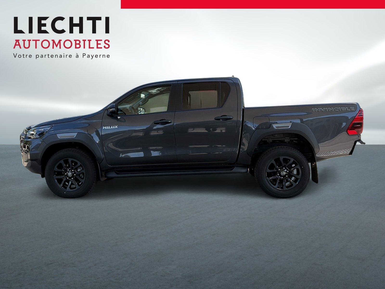 TOYOTA Hilux 2.8d MHEV Invincible Double Cab 4x4-image-1