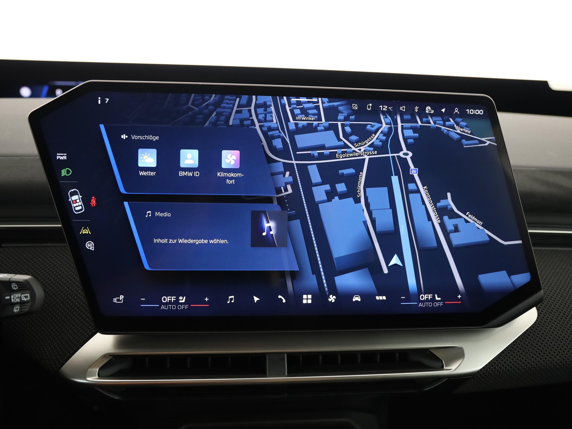 BMW iX3 50 xDrive-image-18