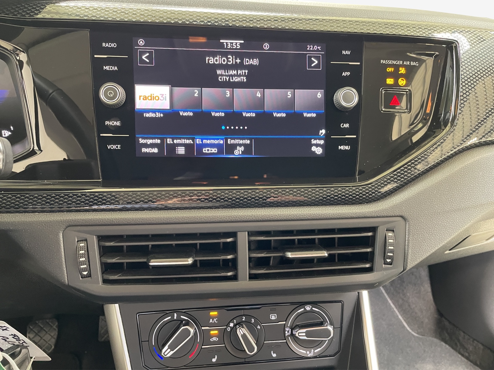 VW Polo 1.0 TSI Life-image-10