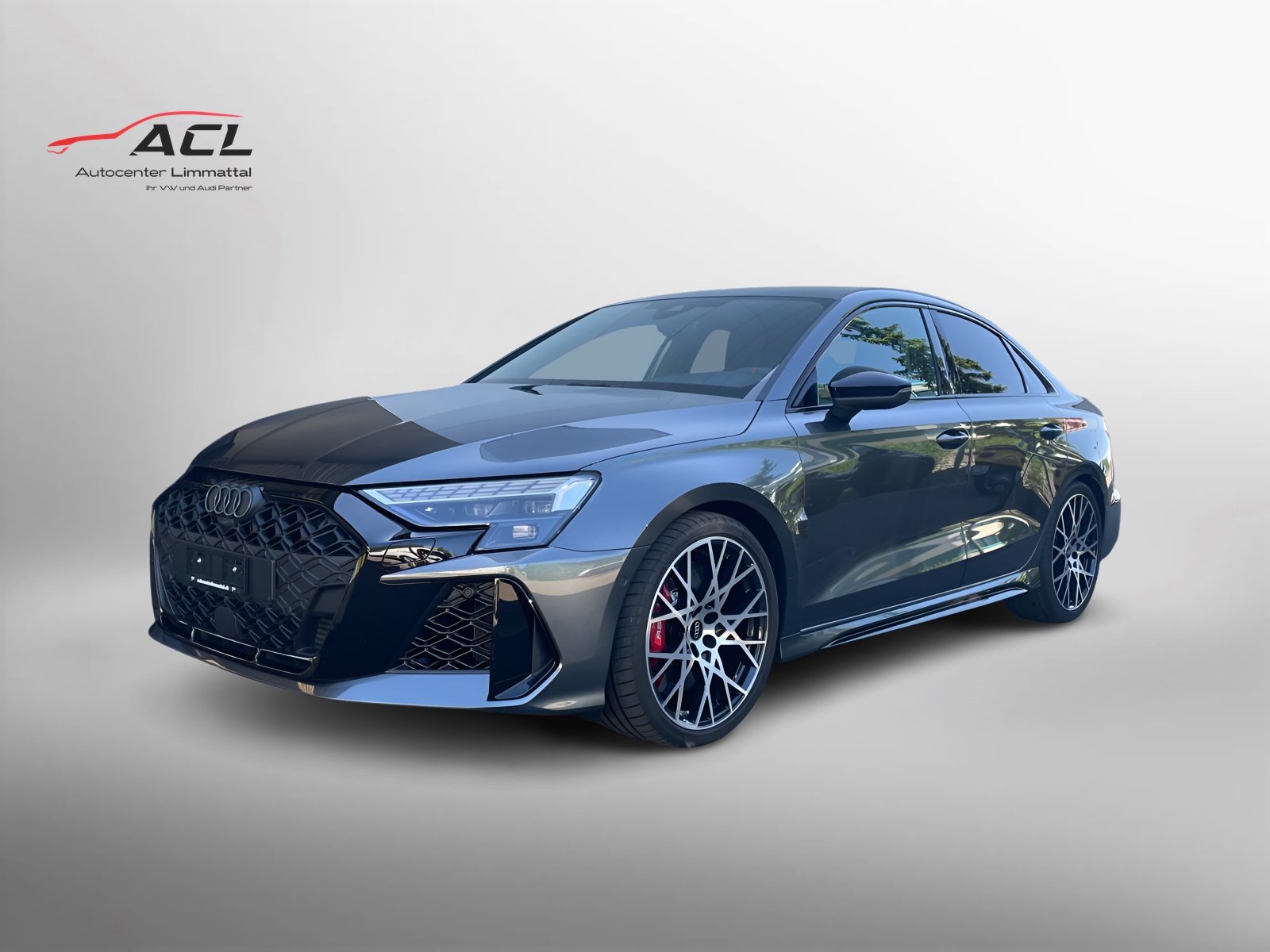 AUDI RS3 Limousine 2.5 TSI quattro S-tronic-image-0