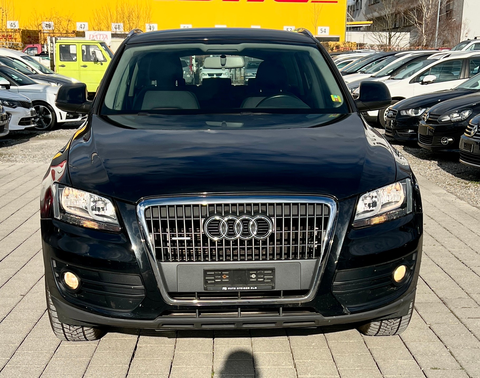 AUDI Q5 2.0 TDI quattro S-tronic Automat (Klimatronik * Alufelgen * Radio CD * Sensoren * BO4)-image-1
