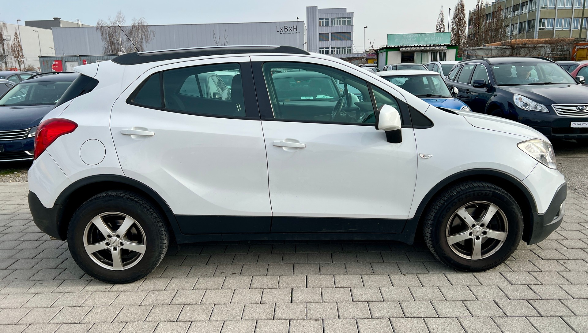 OPEL Mokka 1.4i 16V Turbo Enjoy 4WD (Klimatronik * Alufelgen * Sensoren * Multilenkrad * 4X4 * BO5)-image-4
