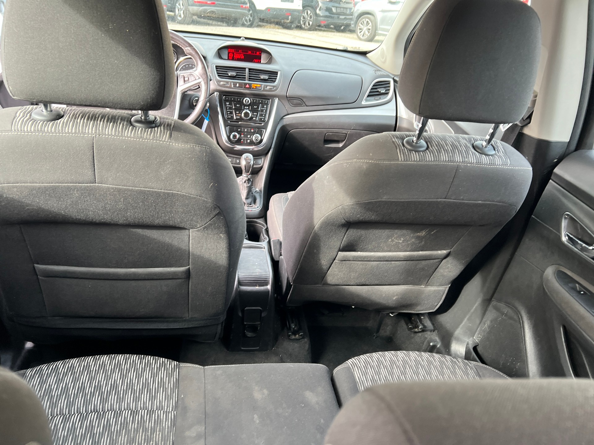 OPEL Mokka 1.4i 16V Turbo Enjoy 4WD (Klimatronik * Alufelgen * Sensoren * Multilenkrad * 4X4 * BO5)-image-12