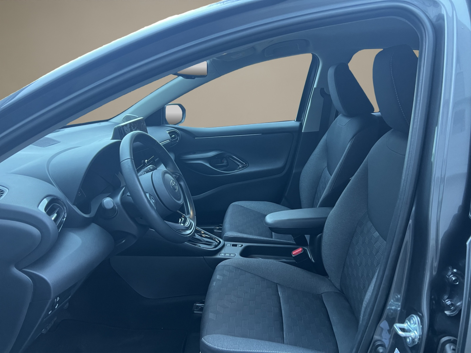 TOYOTA Yaris 1.5 VVT-i HSD Trend-image-8