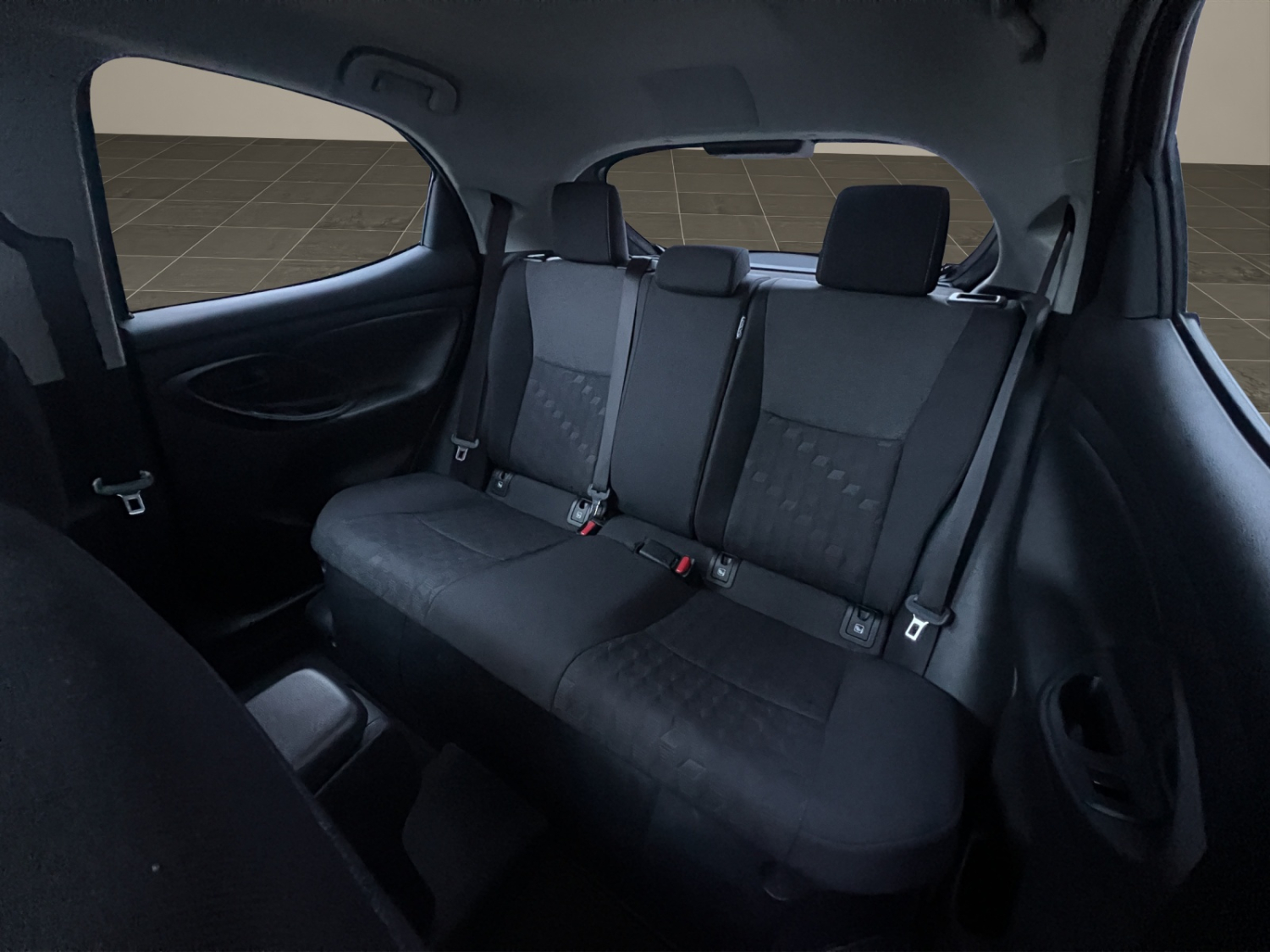 TOYOTA Yaris 1.5 VVT-i HSD Trend-image-16