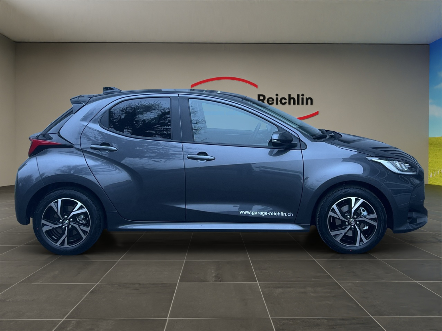 TOYOTA Yaris 1.5 VVT-i HSD Trend-image-5