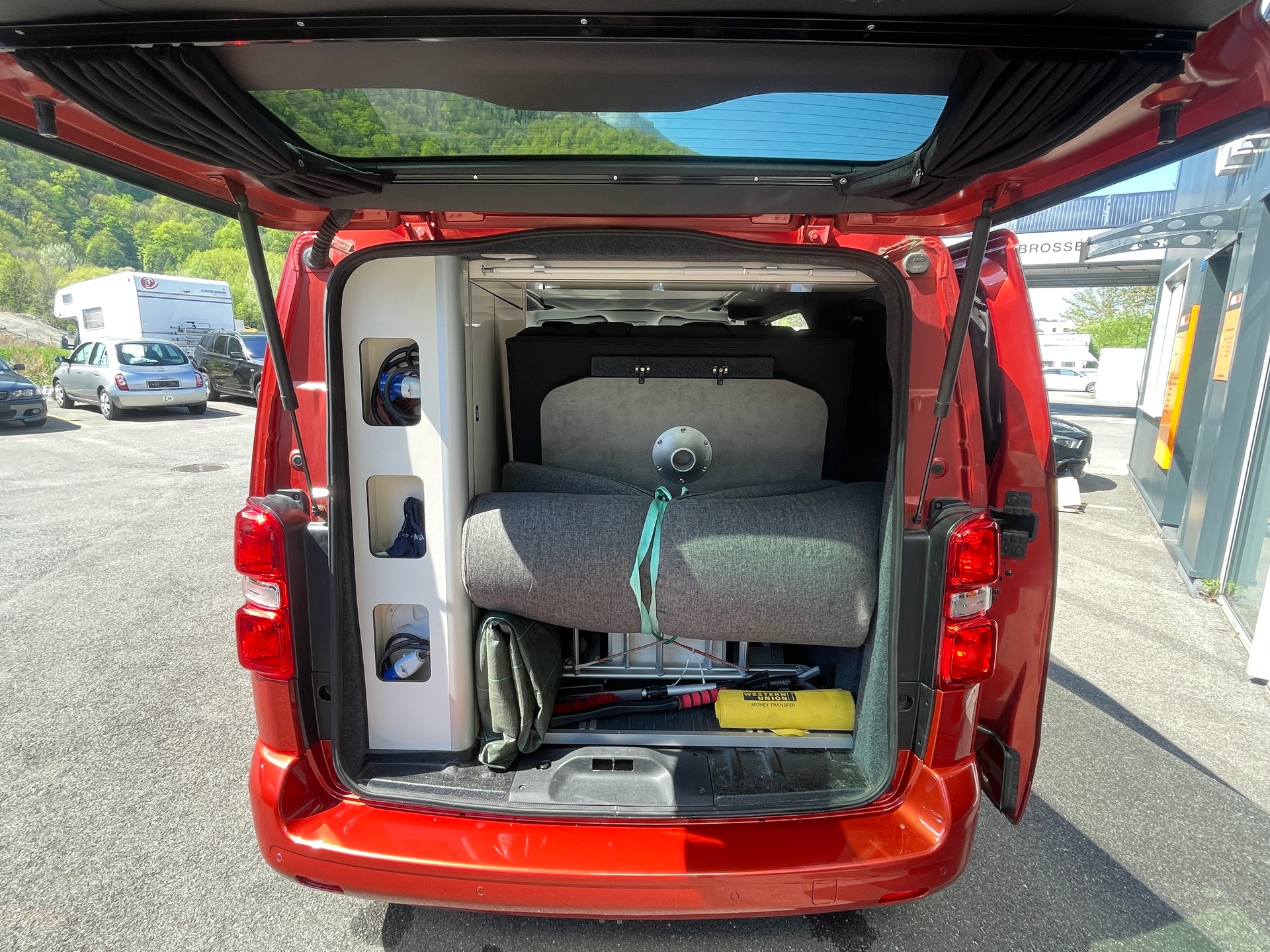 TOYOTA PROACE 2.0D FIRENZE Campervan L1-showroom-element-3