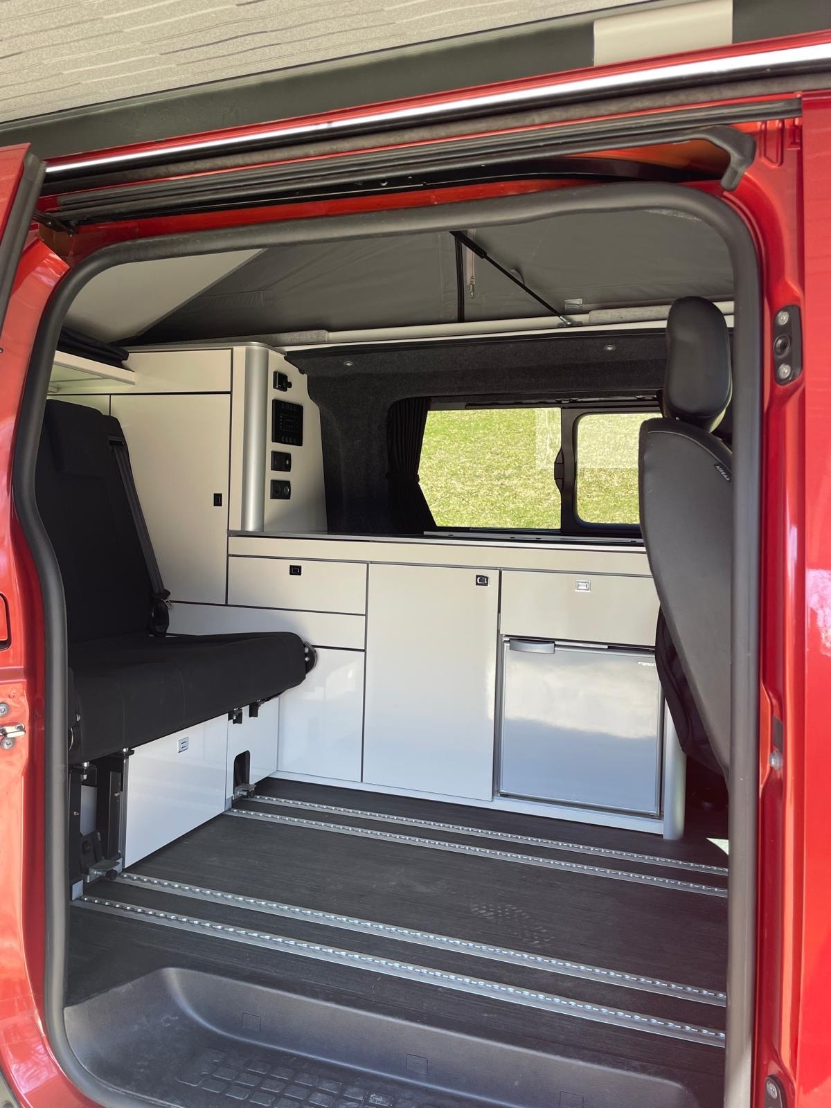 TOYOTA PROACE 2.0D FIRENZE Campervan L1-image-14