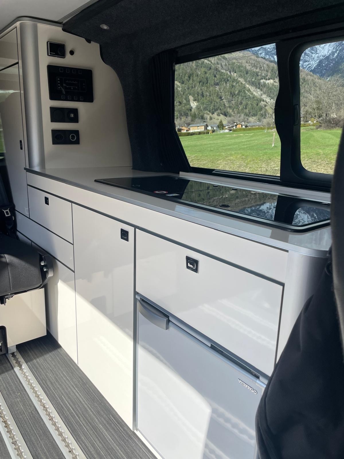 TOYOTA PROACE 2.0D FIRENZE Campervan L1-image-15