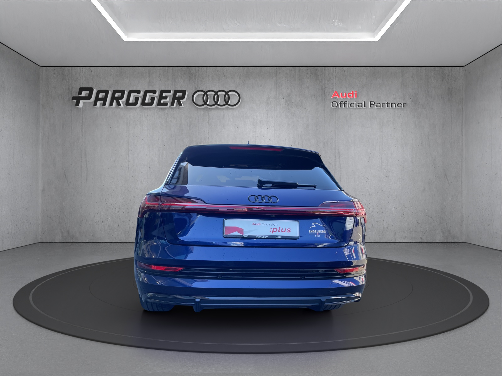 AUDI e-tron 55 S Line Black Edition quattro-image-3