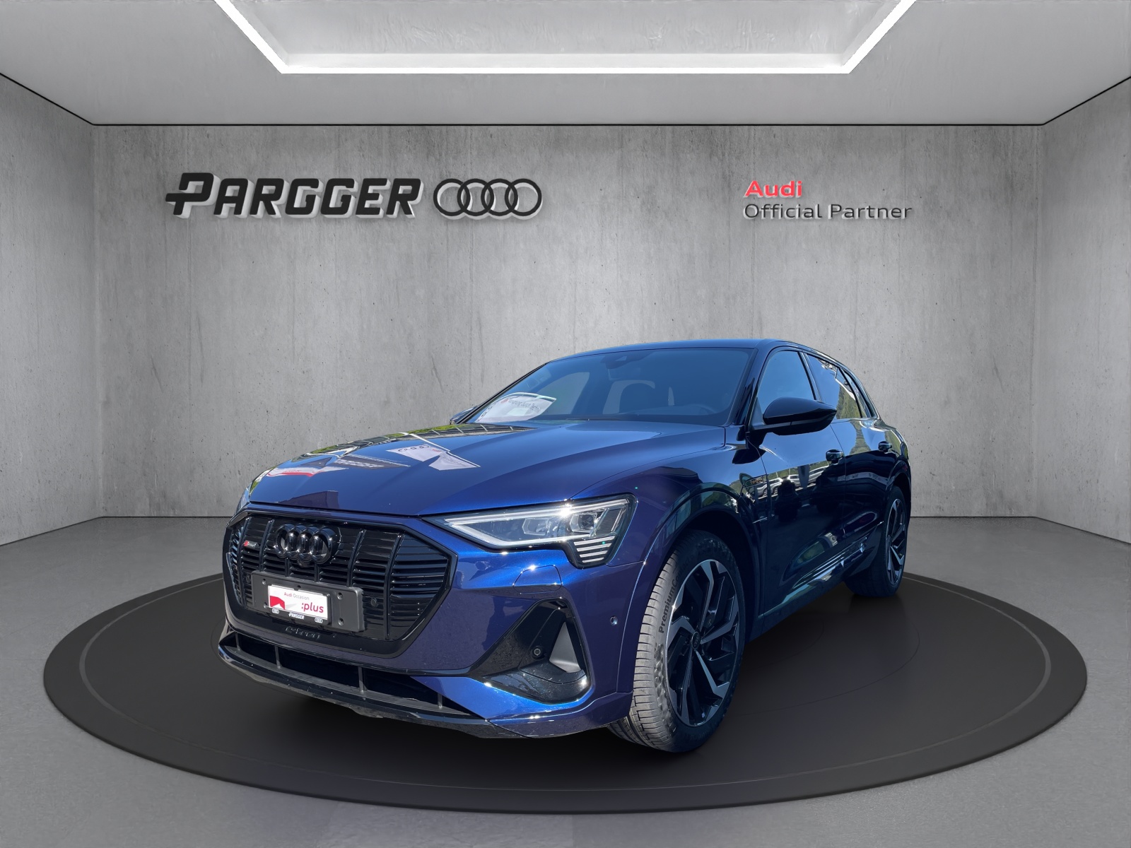 AUDI e-tron 55 S Line Black Edition quattro-image-0