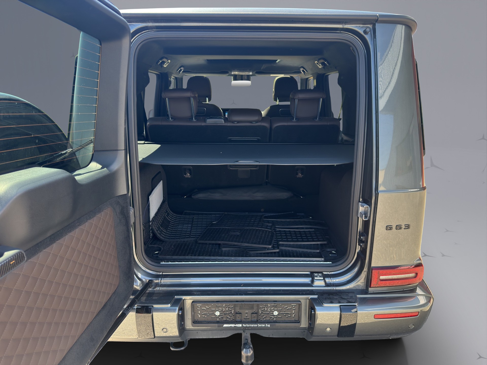 MERCEDES-BENZ G 63 AMG-image-21