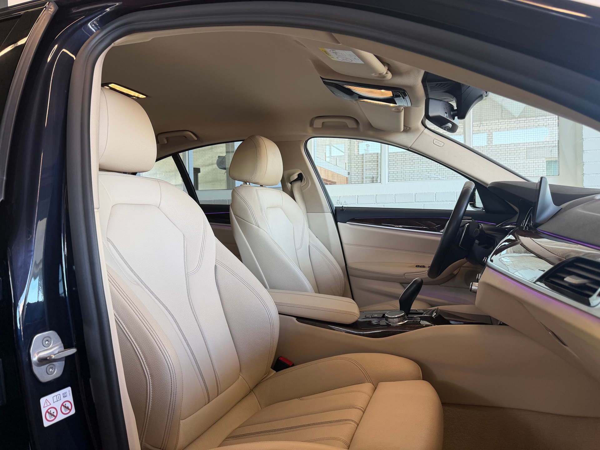 BMW 520d xDrive 190PS 4X4 Sport Line Steptronic-image-8