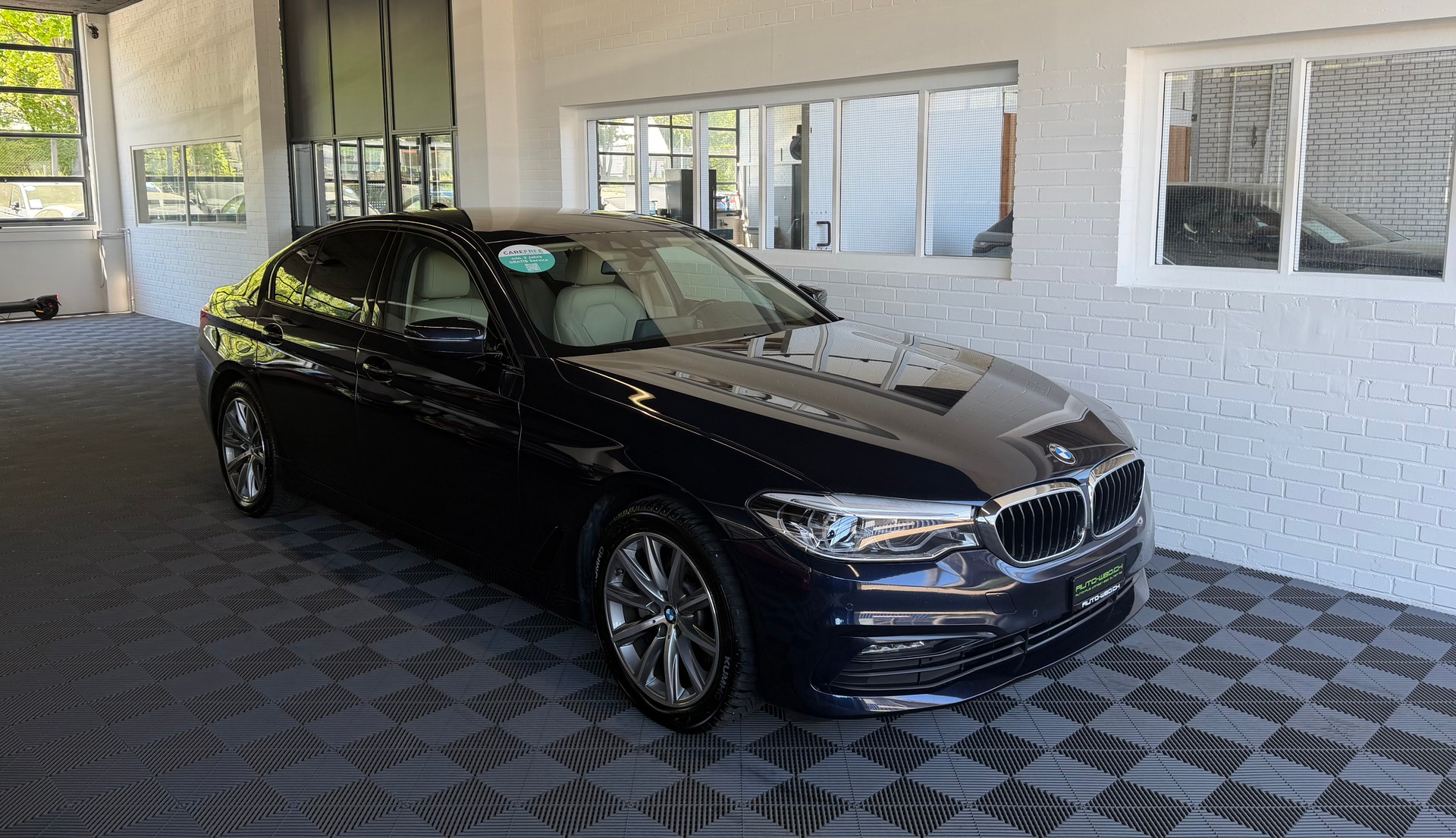 BMW 520d xDrive 190PS 4X4 Sport Line Steptronic-image-0