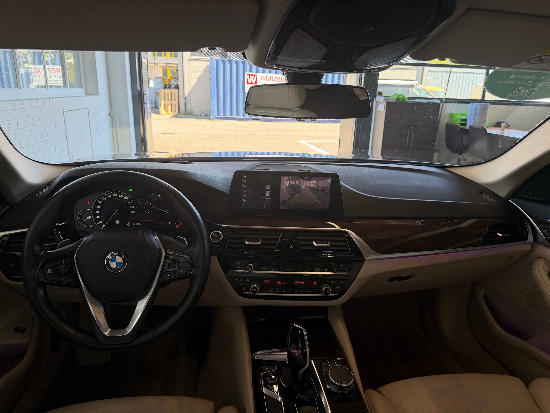 BMW 520d xDrive 190PS 4X4 Sport Line Steptronic-image-15