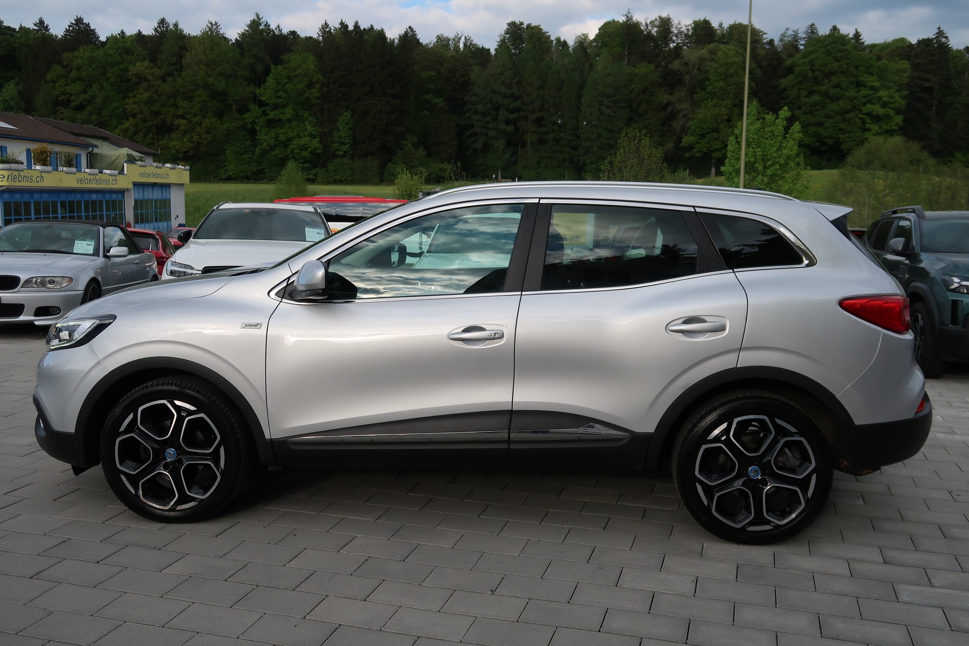 RENAULT Kadjar 1.2 16V Turbo S-Edition EDC-image-6