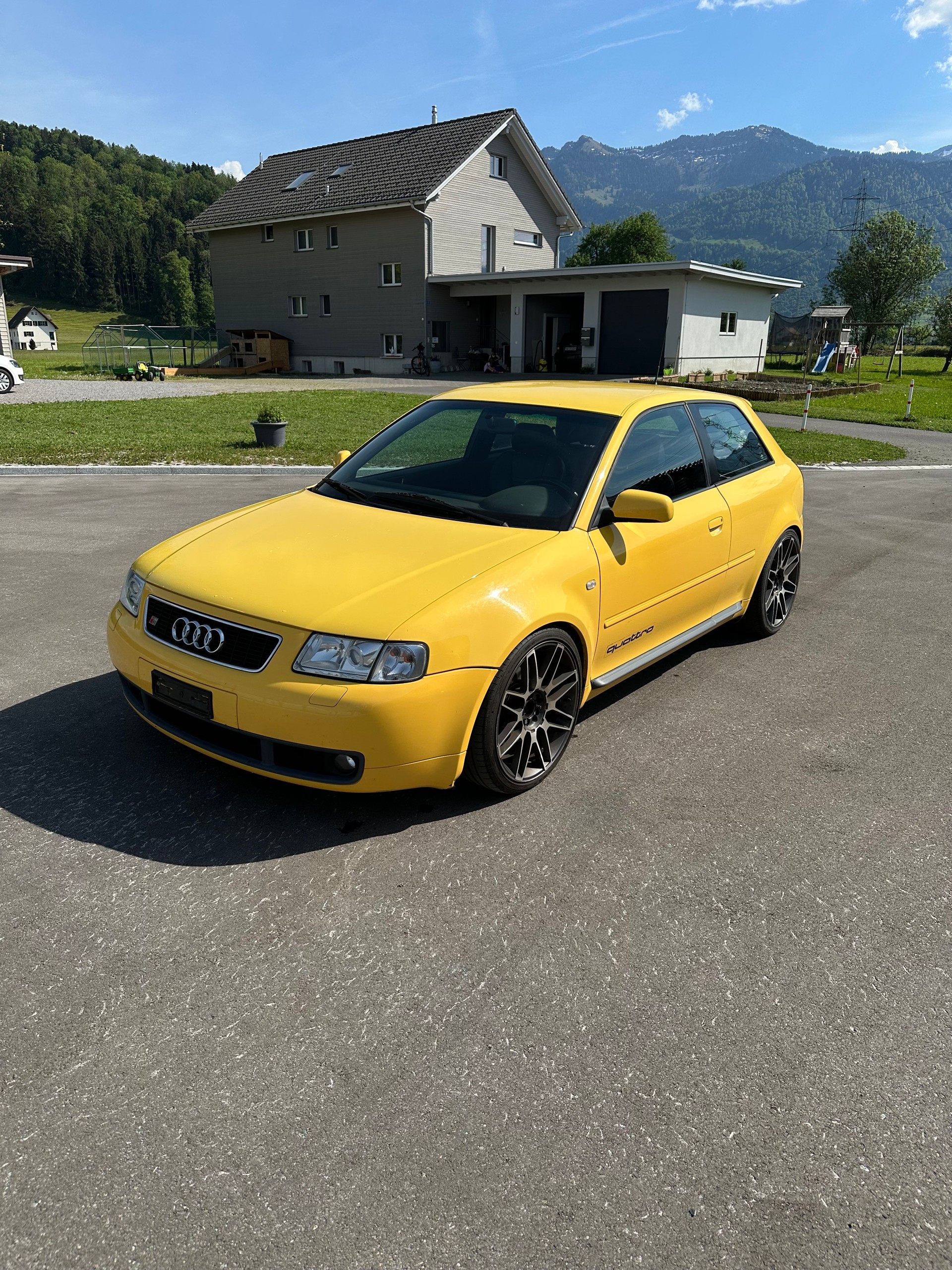 AUDI S3 quattro-image-0