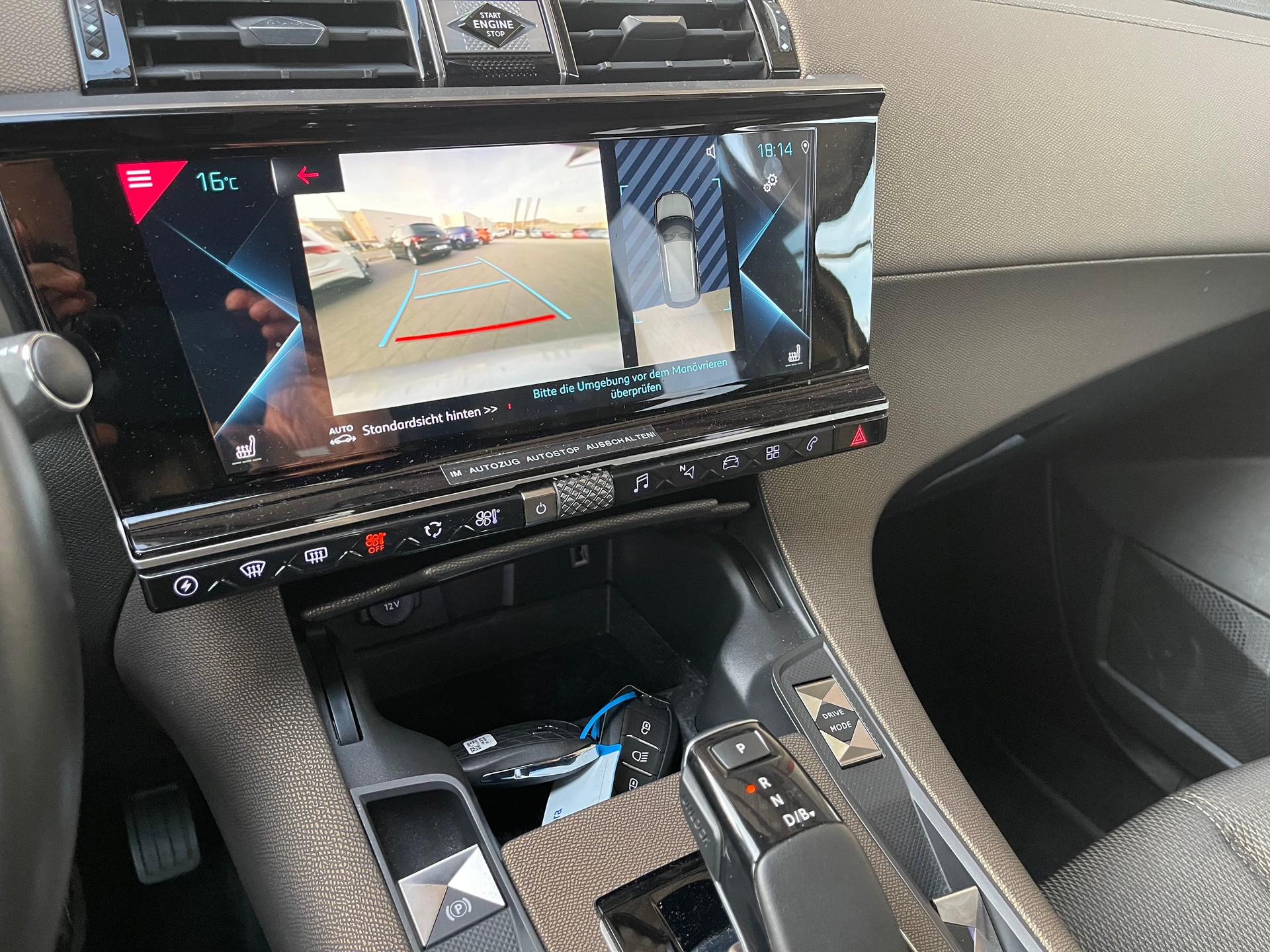 DS AUTOMOBILES DS 7 Crossback E-Tense 300 4x4 Louvre-image-14