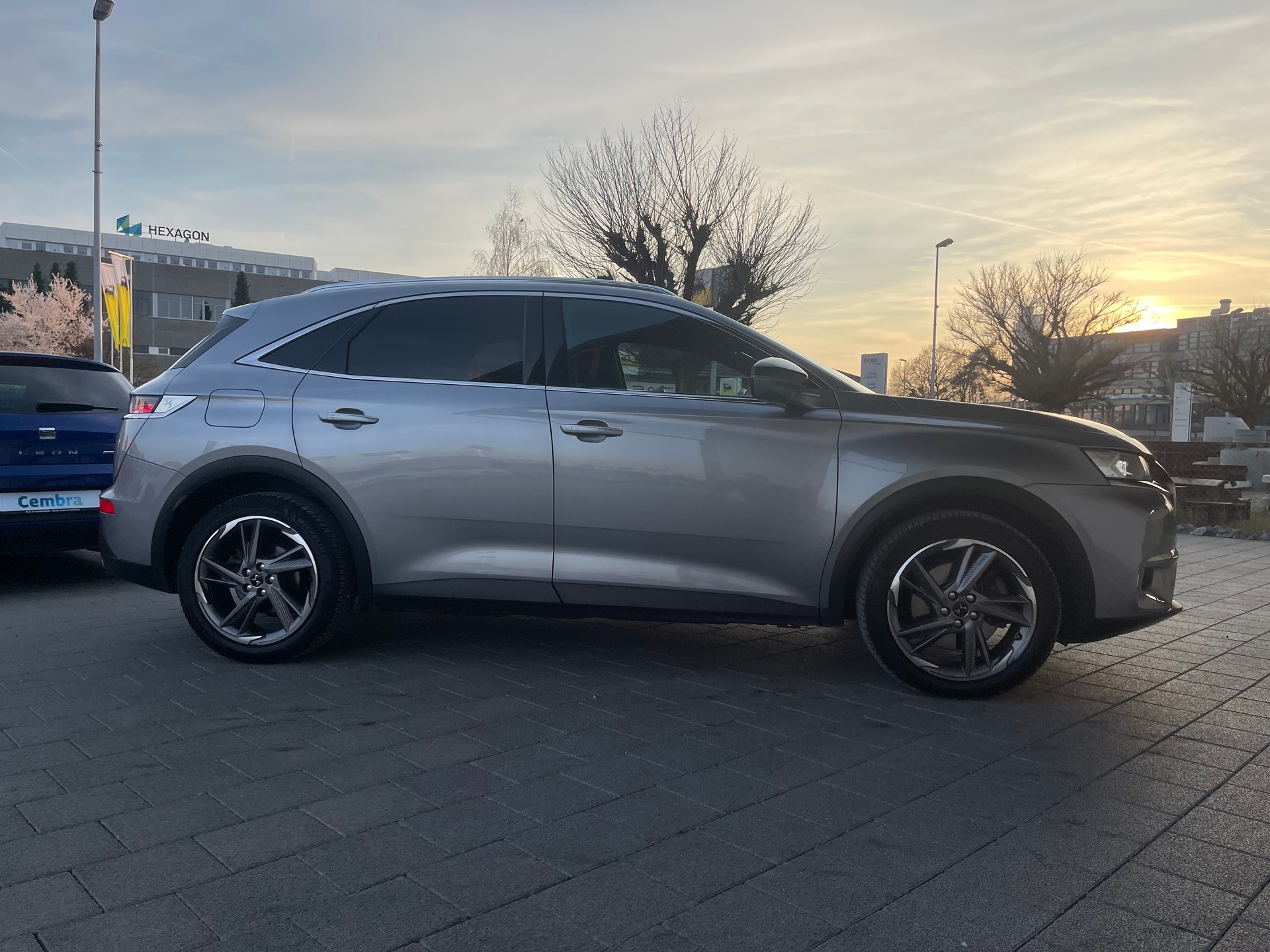 DS AUTOMOBILES DS 7 Crossback E-Tense 300 4x4 Louvre-image-9