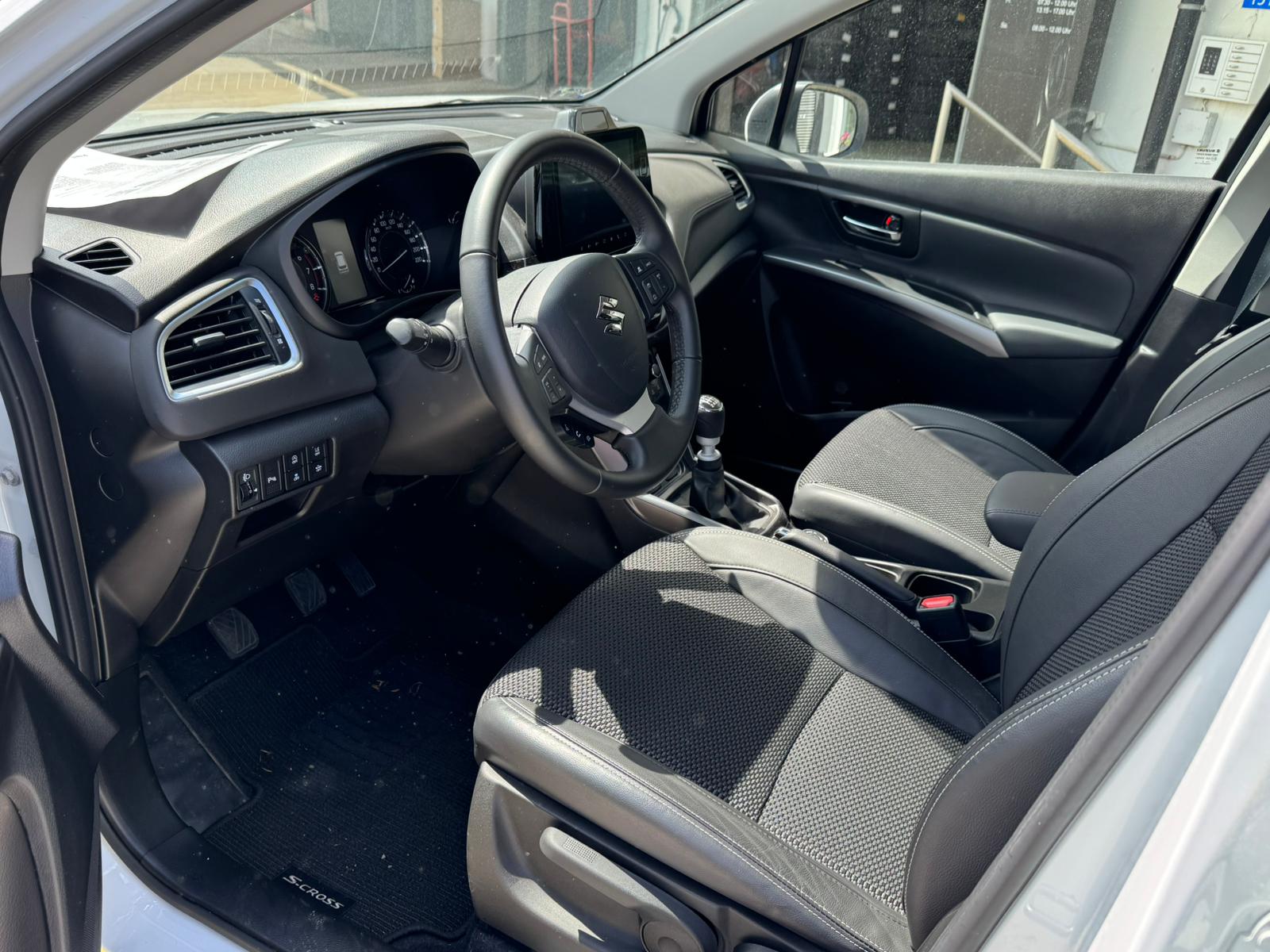 SUZUKI S-Cross 1.4 T Compact+ Hybrid 4x2-image-4