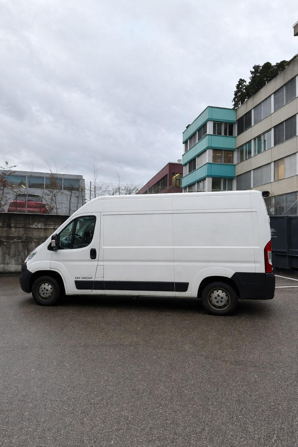 PEUGEOT Boxer 2.0 HDI 333 Active L2H2-image-5