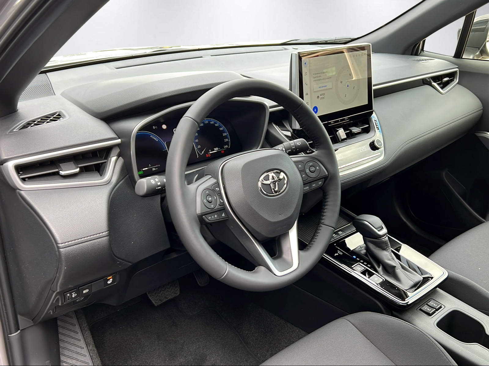 TOYOTA Corolla Cross 2.0 HSD Trend AWD-i-image-13