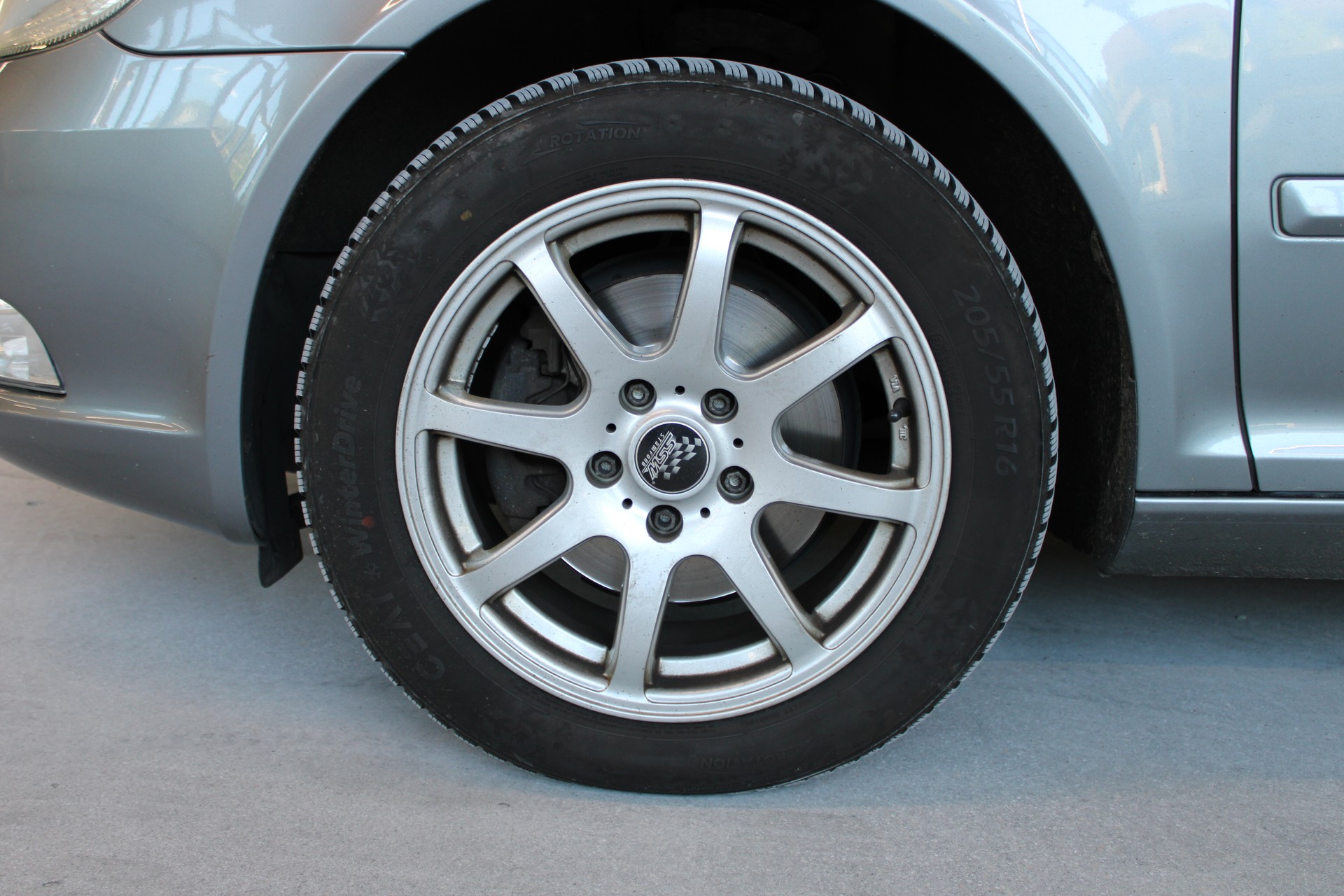 SKODA Octavia Combi 2.0 TDI Family DSG-image-8