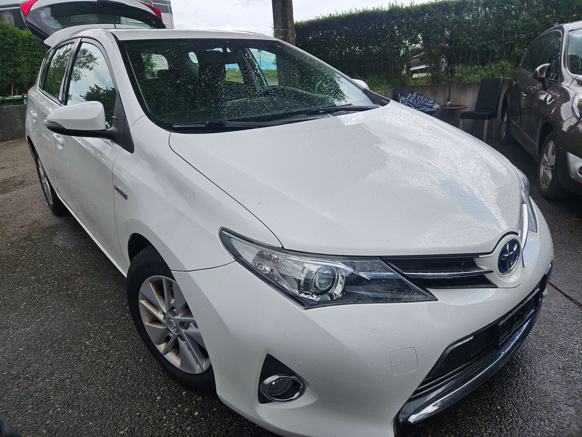 TOYOTA Auris 1.8 16V HSD Linea Sol-image-0