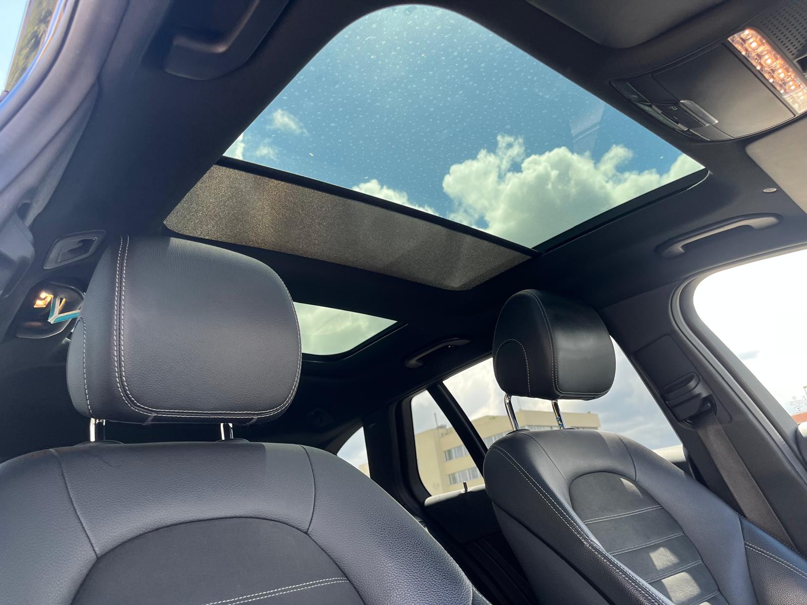 MERCEDES-BENZ C 220 d Swiss Star AMG Line 4M 9G-Tronic-image-11