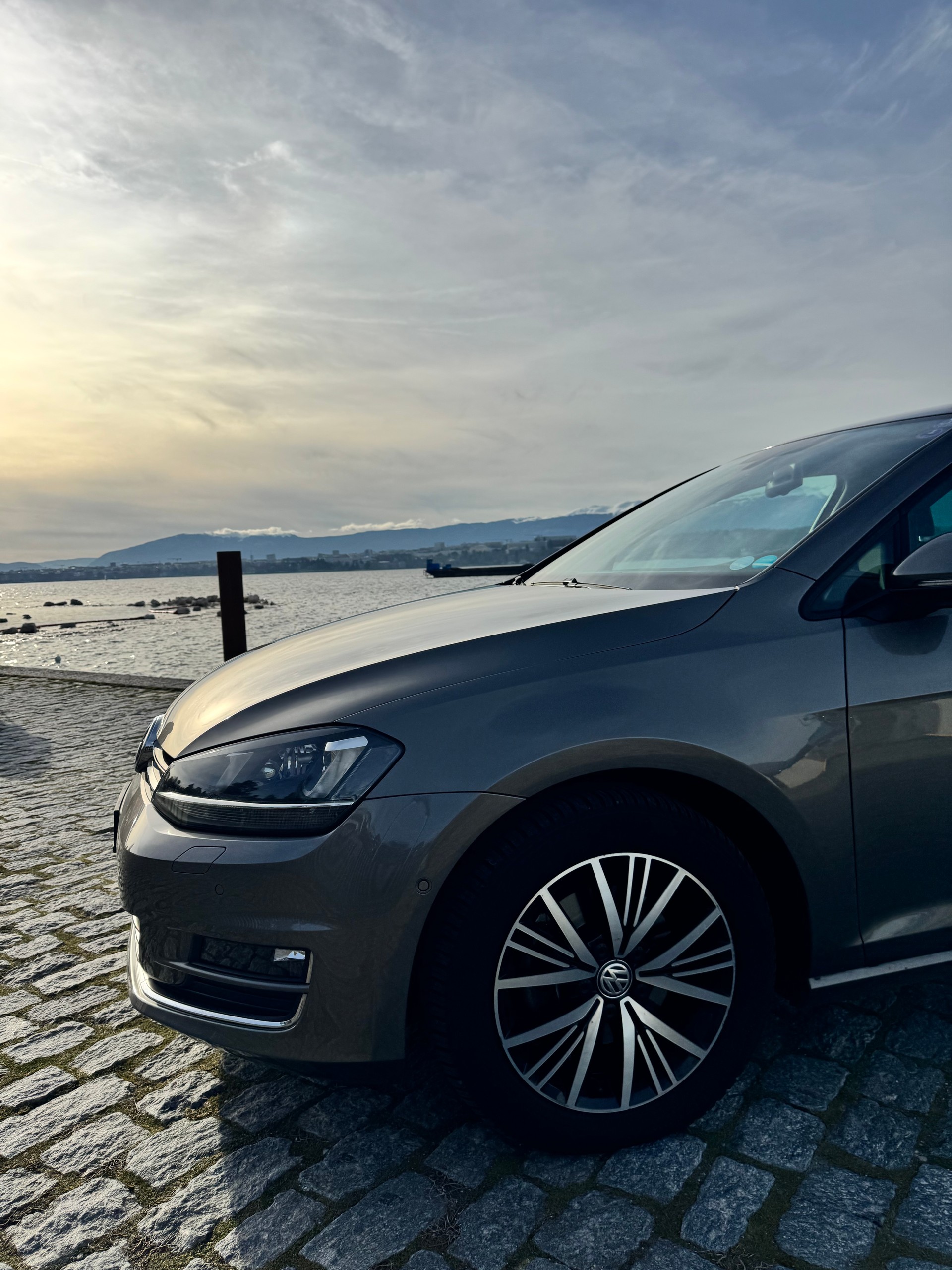 VW 1.4 TSI 125 Allstar-image-13