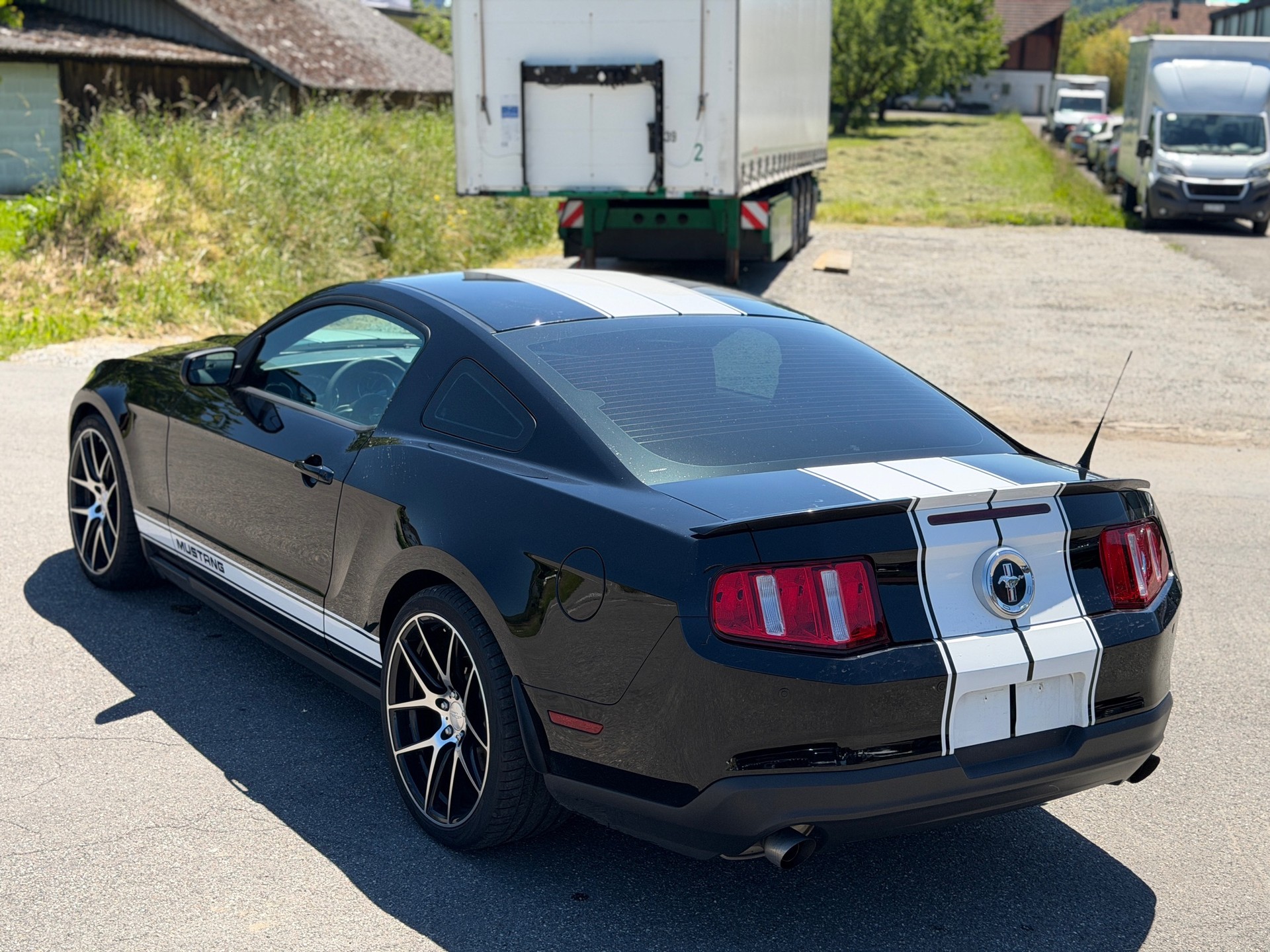 FORD MUSTANG 3.7 Coupe-image-14