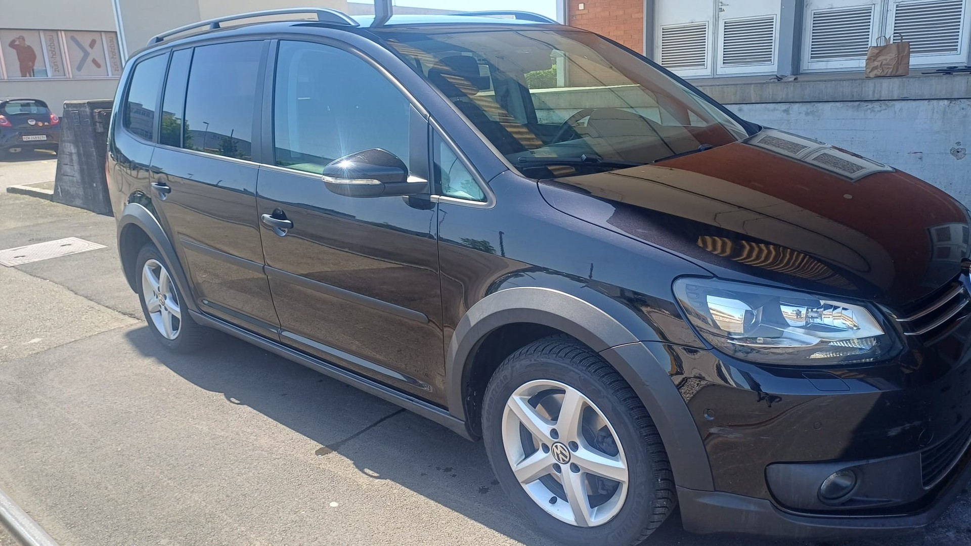 VW CrossTouran 1.4 TSI DSG-image-2