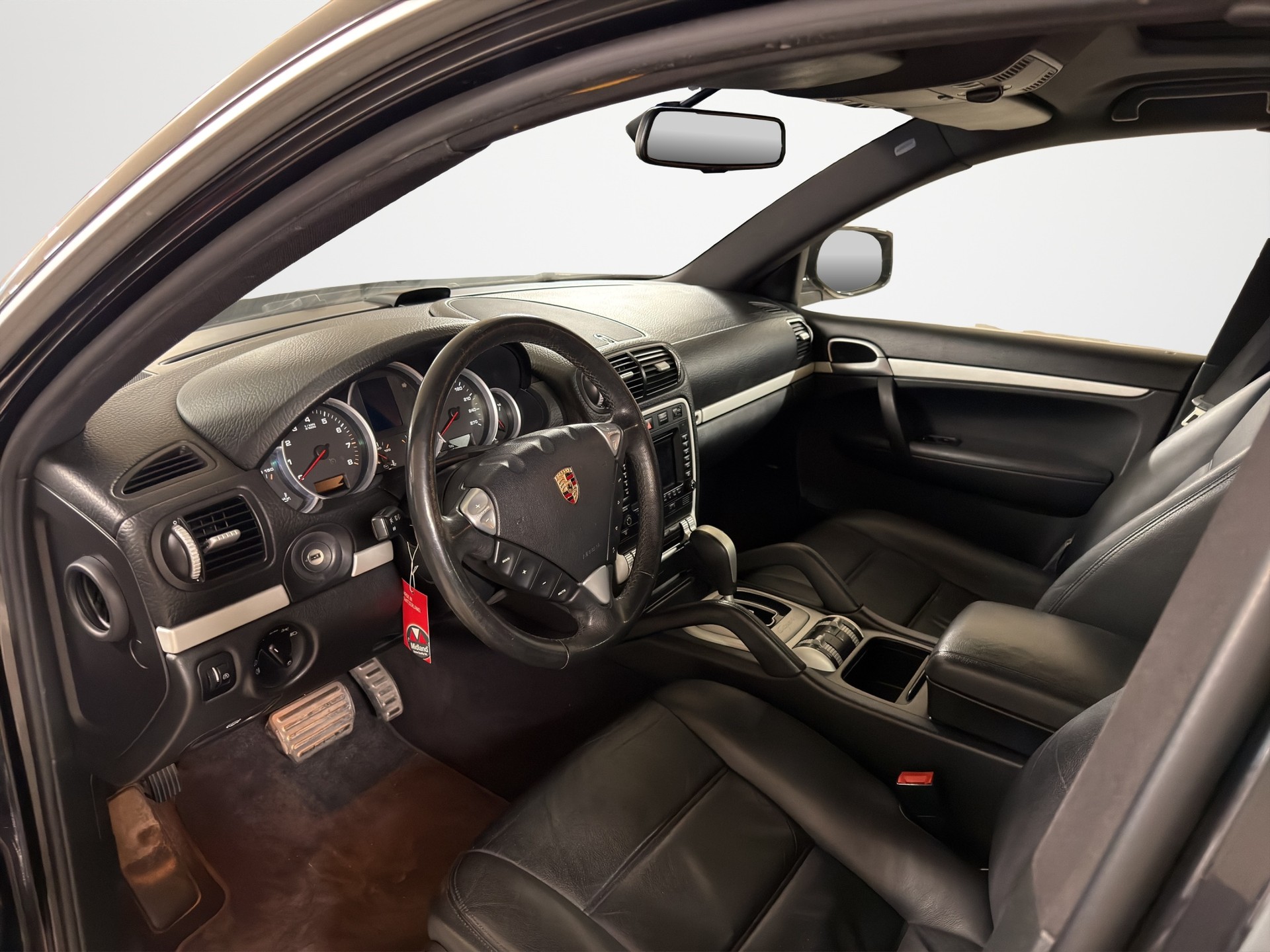PORSCHE Cayenne S-image-9