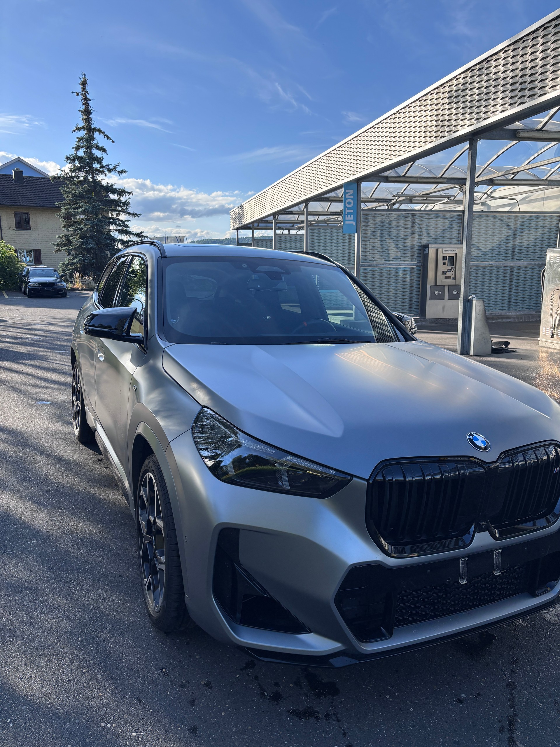 BMW X1 xDrive M35i-image-3